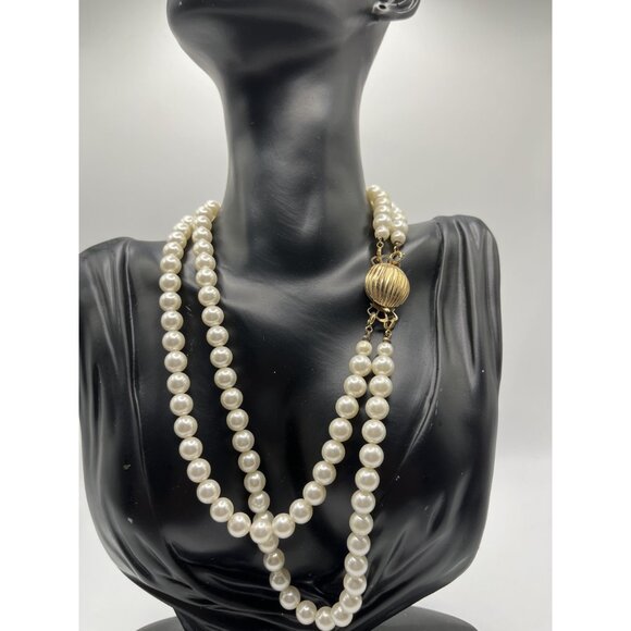 Vintage Sarah Coventry Double Strand Faux Pearl Necklace Gold-Tone Clasp - Picture 6 of 8